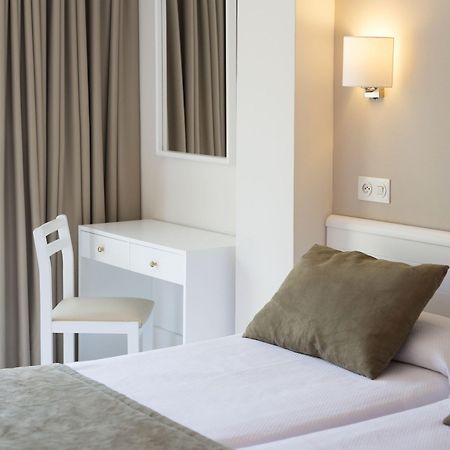 Hostal Residencia Sutimar Пагера Екстериор снимка