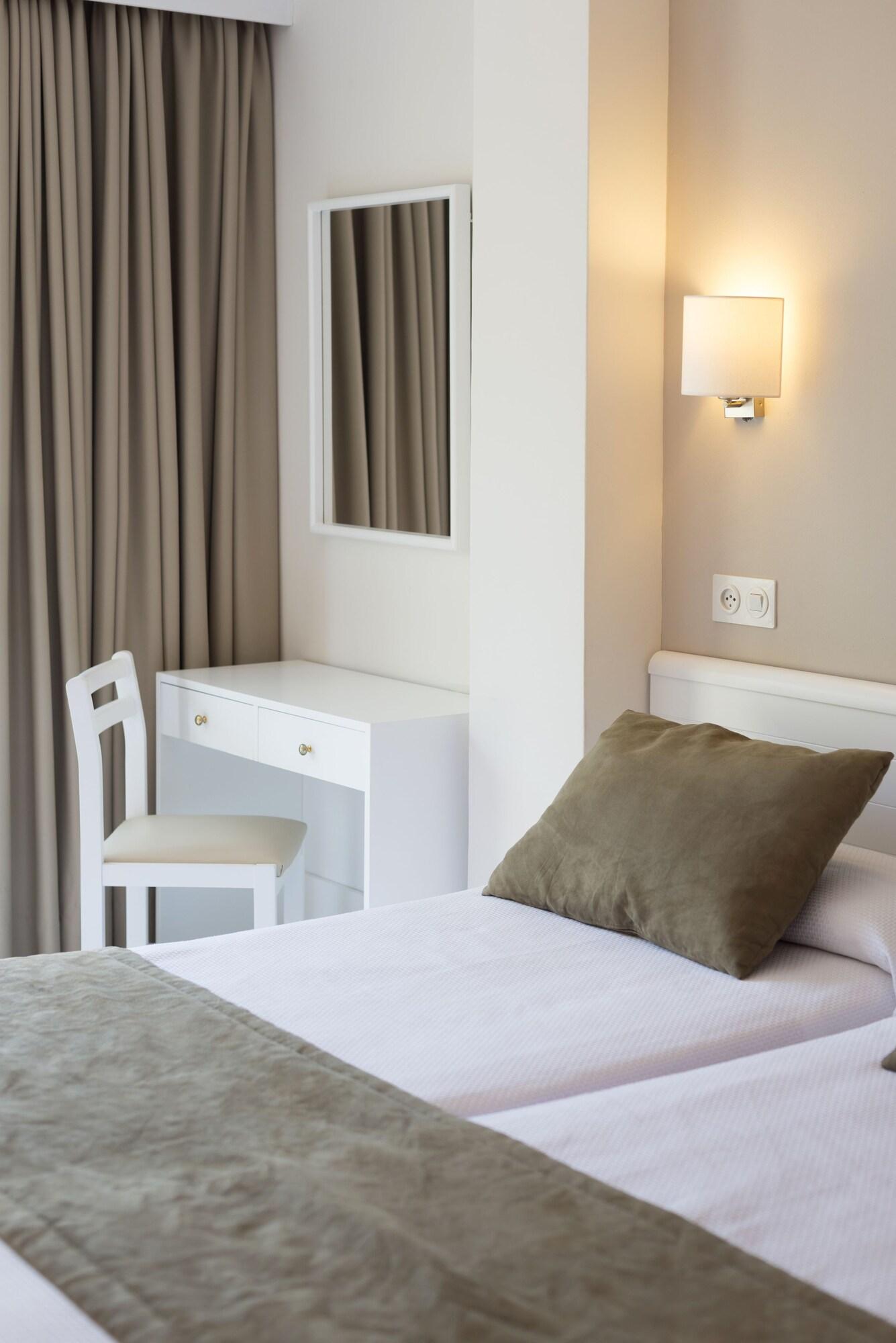 Hostal Residencia Sutimar Пагера Екстериор снимка